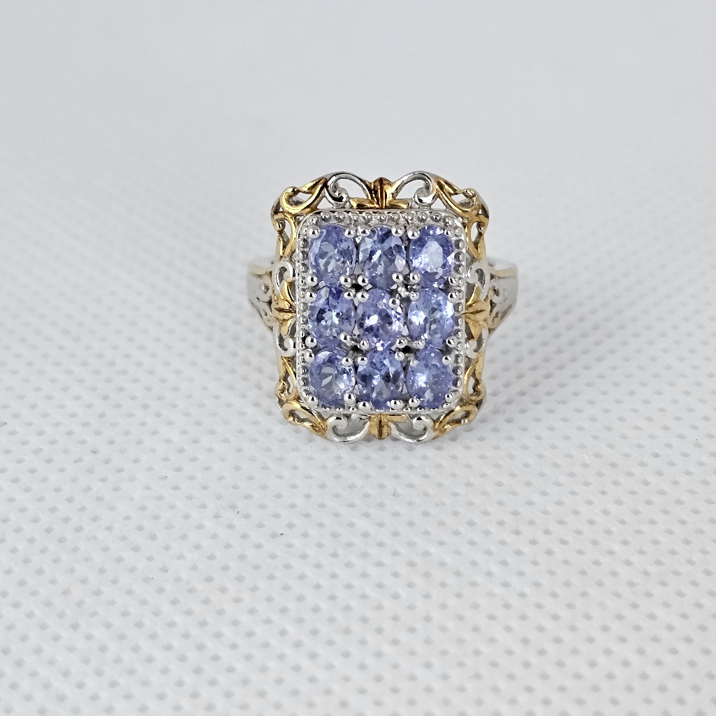 Genuine Tanzanite Ring In 18k Yg And Platinum Over Sterling Silver Size 5!